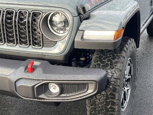 New 2026 Jeep Wrangler Unlimited Rubicon w/ Safety Group image 10