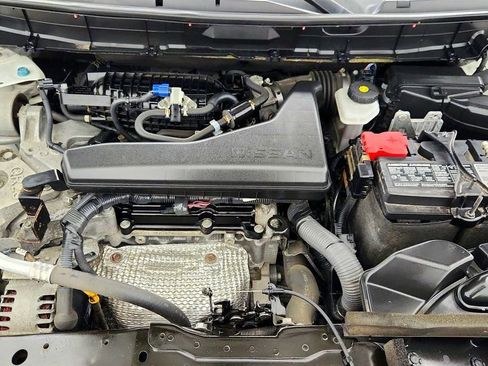 Used 2020 Nissan Rogue S image 26