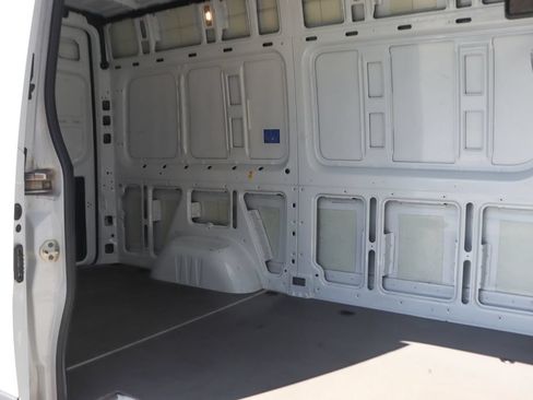 Used 2025 Mercedes-Benz Sprinter 2500 image 14