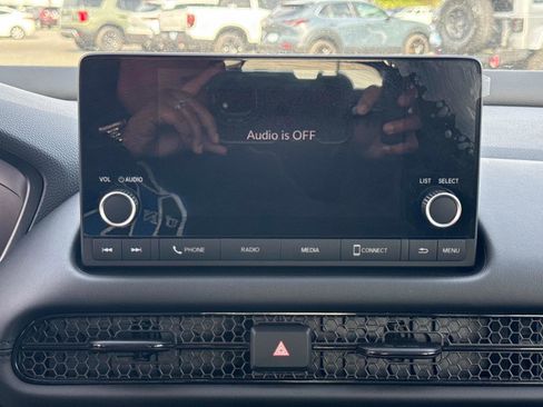 Certified 2023 Honda HR-V LX image 22