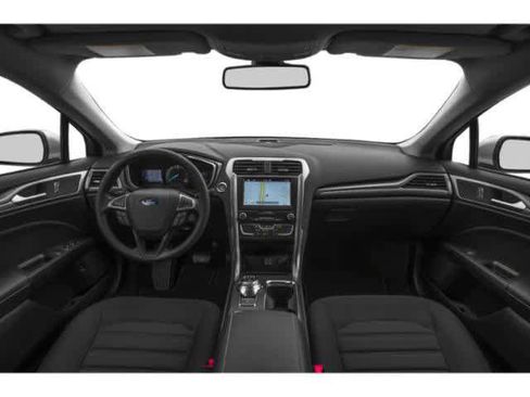Used 2020 Ford Fusion SE FWD image 11