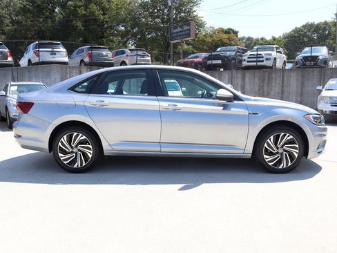 Used 2020 Volkswagen Jetta SEL FWD image 8