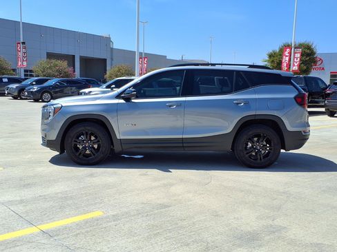 Used 2024 GMC Terrain AT4 w/ Infotainment Package II AWD/4WD image 8
