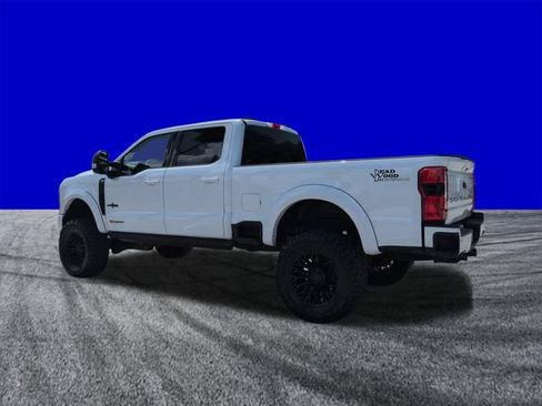 Certified 2025 Ford F250 XLT w/ Black Appearance Package AWD/4WD image 6