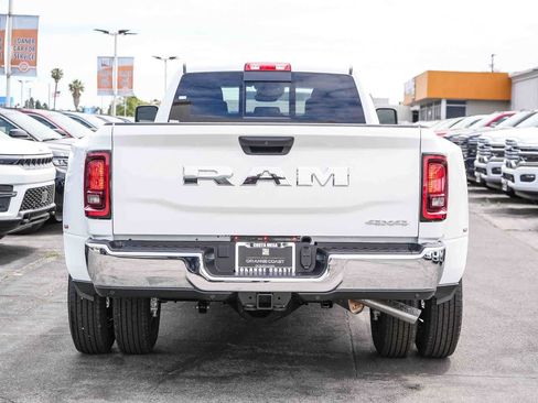 New 2026 RAM 3500 Tradesman AWD/4WD image 7