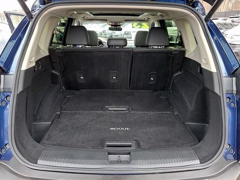 Used 2023 Nissan Rogue Platinum AWD/4WD image 32
