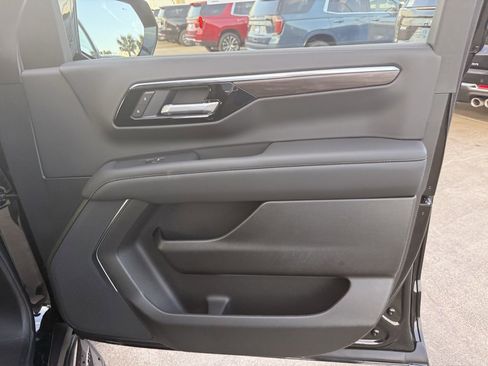 New 2026 Chevrolet Tahoe LS image 44