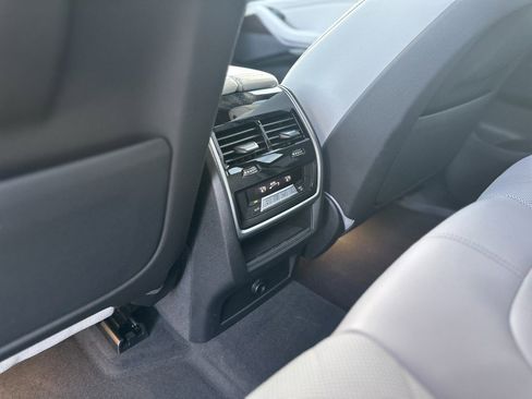 Certified 2023 BMW X5 sDrive40i w/ M Sport Package image 17