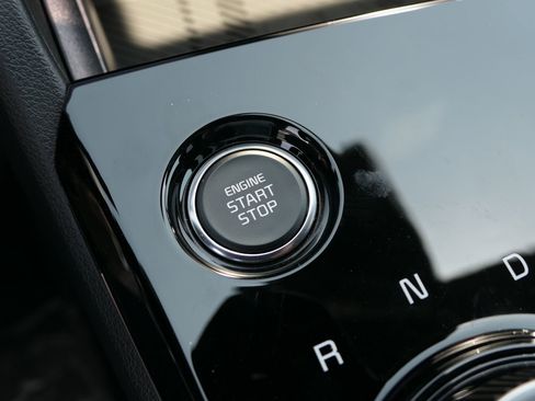 New 2025 Kia Sportage X-Line Prestige image 18