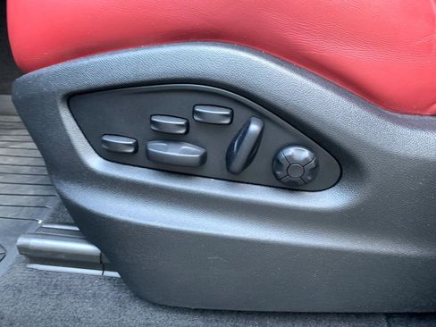 Used 2023 Porsche Cayenne GTS AWD/4WD image 28