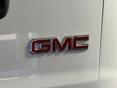 Used 2020 GMC Savana 2500 w/ Driver Convenience Package RWD image 52