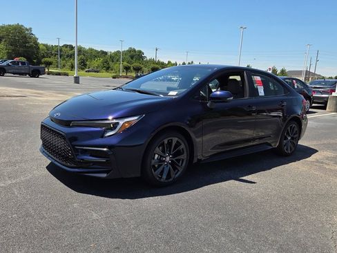 New 2026 Toyota Corolla SE FWD image 3