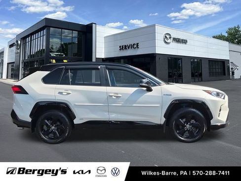 Used 2020 Toyota RAV4 XSE AWD/4WD image 5