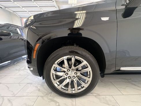 Used 2025 Cadillac Escalade Premium Luxury w/ LPO, Radiant Package RWD image 34