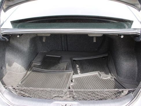 Used 2020 Nissan Altima 2.5 SR image 10