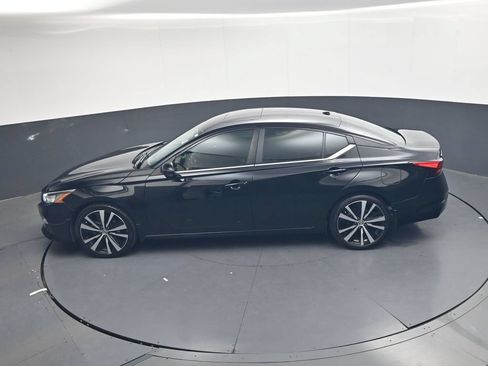 Used 2021 Nissan Altima 2.5 SR w/ SR Premium Package FWD image 41