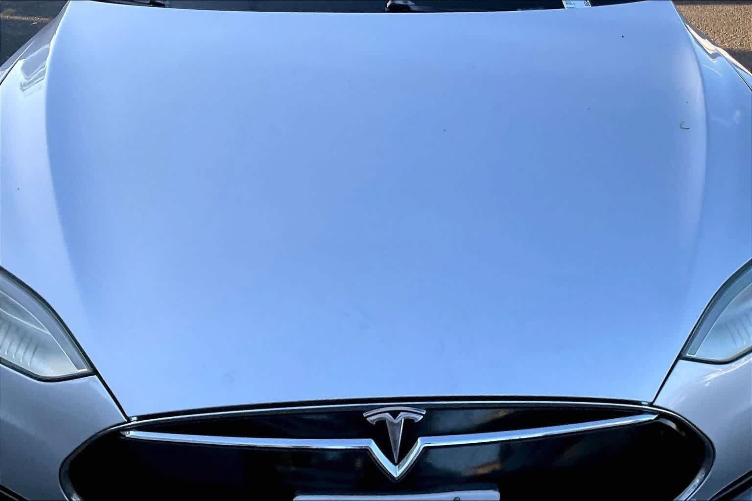 Used 2016 Tesla Model S 70 RWD image 9