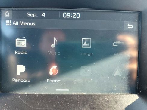 Used 2018 Kia Soul + FWD image 25