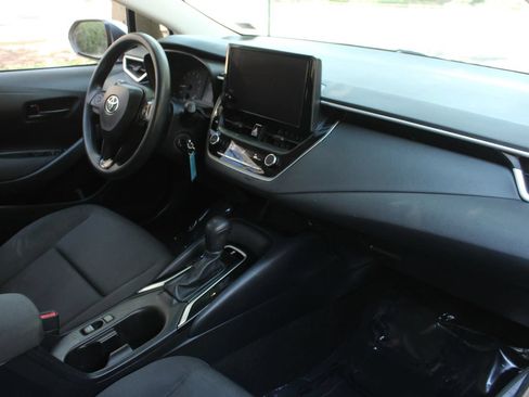 Used 2023 Toyota Corolla LE FWD image 24