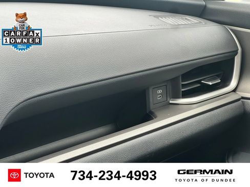 Used 2024 Toyota Grand Highlander AWD Hybrid image 27