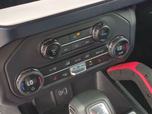 Used 2024 Ford Bronco Heritage Edition image 16