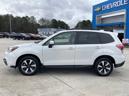 Used 2018 Subaru Forester 2.5i Premium image 2
