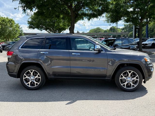 Used 2021 Jeep Grand Cherokee Overland AWD/4WD image 9
