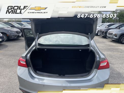 Used 2024 Chevrolet Malibu LT FWD image 12