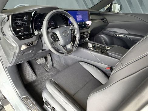 Certified 2026 Lexus RX 350 Premium w/ Convenience Package FWD image 9