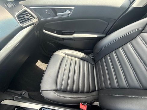 Certified 2019 Ford Edge SEL w/ Equipment Group 201A AWD/4WD image 25