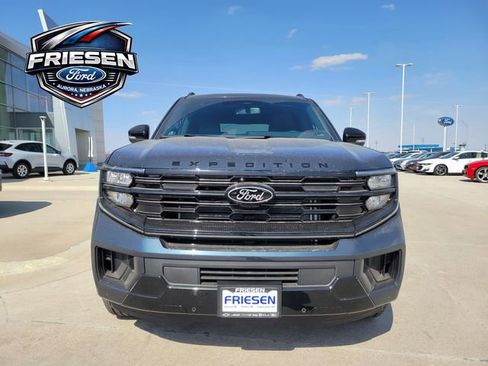 New 2026 Ford Expedition Max Platinum w/ Stealth Appearance Package image 9