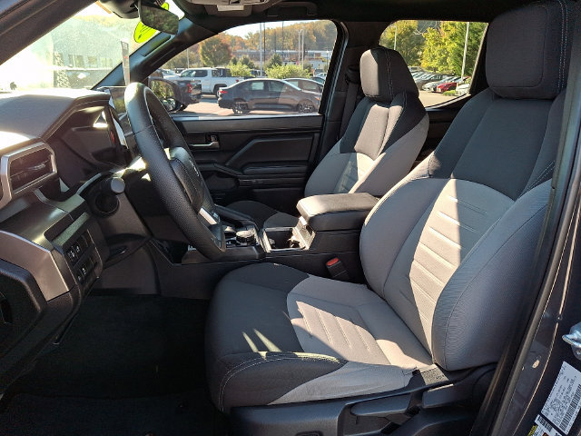 Certified 2025 Toyota Tacoma TRD Sport AWD/4WD image 13