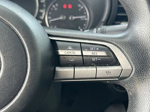 Used 2020 MAZDA MAZDA3 Base image 14