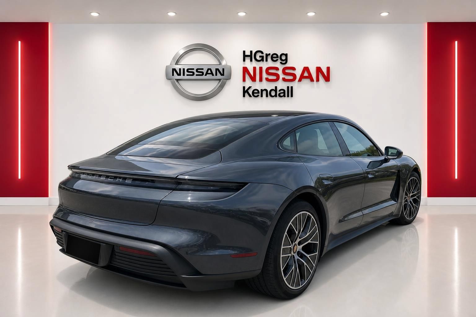 Used 2021 Porsche Taycan 4S AWD/4WD image 4