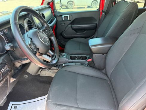Used 2019 Jeep Wrangler Unlimited Sport S AWD/4WD image 31