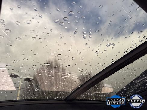 Used 2025 Genesis GV70 3.5T Sport w/ Sport Prestige Package image 35