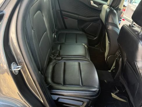 Used 2020 Ford Escape SEL AWD/4WD image 19