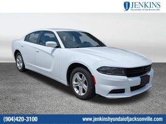 Used 2022 Dodge Charger SXT image 1