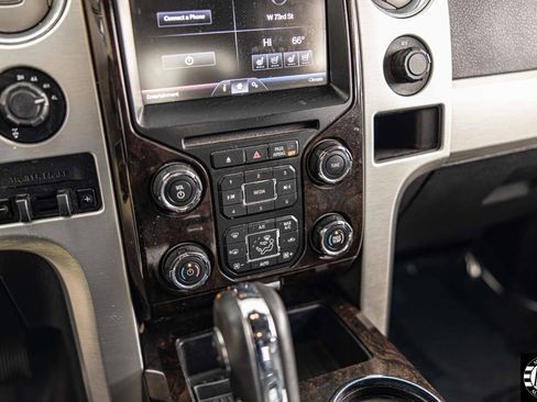 Used 2013 Ford F150 Platinum image 19