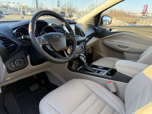 Used 2018 Ford Escape Titanium w/ Ford Safe & Smart Package image 11