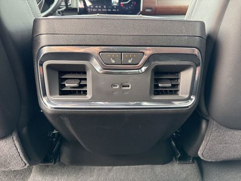 Used 2025 GMC Sierra 2500 Denali Ultimate image 14