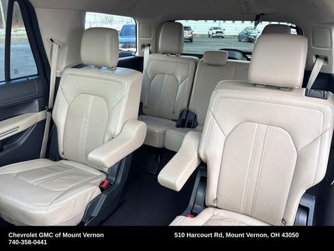 Used 2024 Ford Expedition Limited image 29