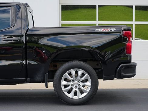 Used 2023 Chevrolet Silverado 1500 Custom AWD/4WD image 12