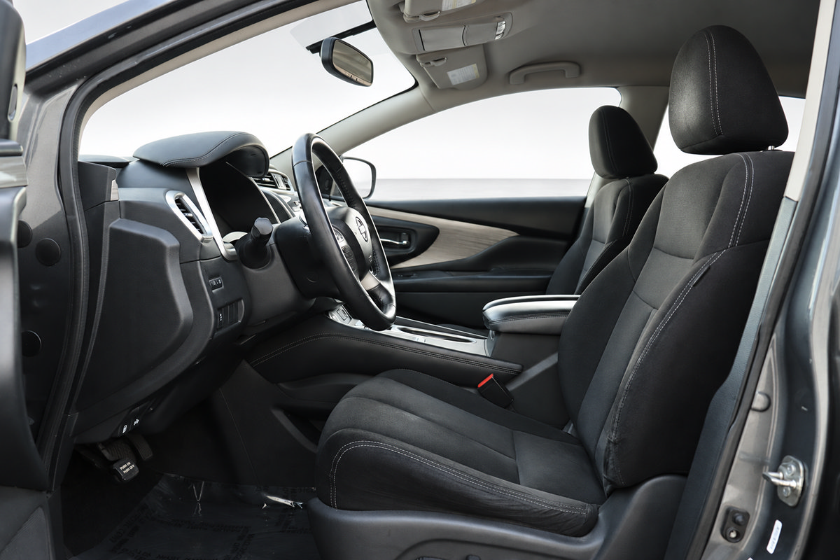 Used 2018 Nissan Murano SV AWD/4WD image 25