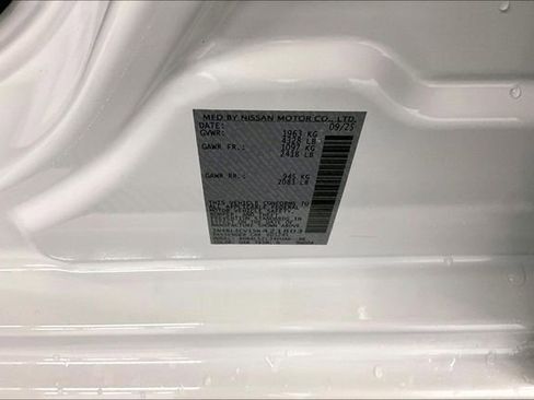 New 2025 Nissan Altima 2.5 SR w/ SR Premium Package image 36