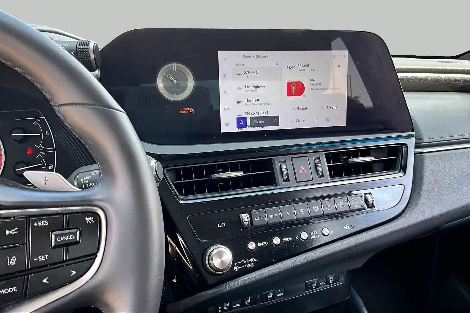 Used 2024 Lexus ES 350 w/ Premium Package FWD image 6