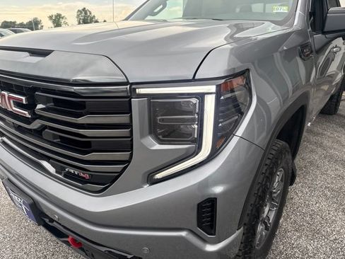 Used 2024 GMC Sierra 1500 AT4 w/ AT4 Preferred Package AWD/4WD image 13