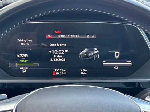 Used 2021 Audi e-tron Premium w/ Convenience Plus Package image 19