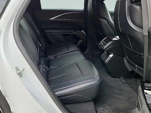 Certified 2024 Cadillac Lyriq Sport AWD/4WD image 11