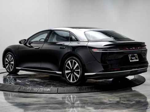 Used 2022 Lucid Air Dream Edition image 8